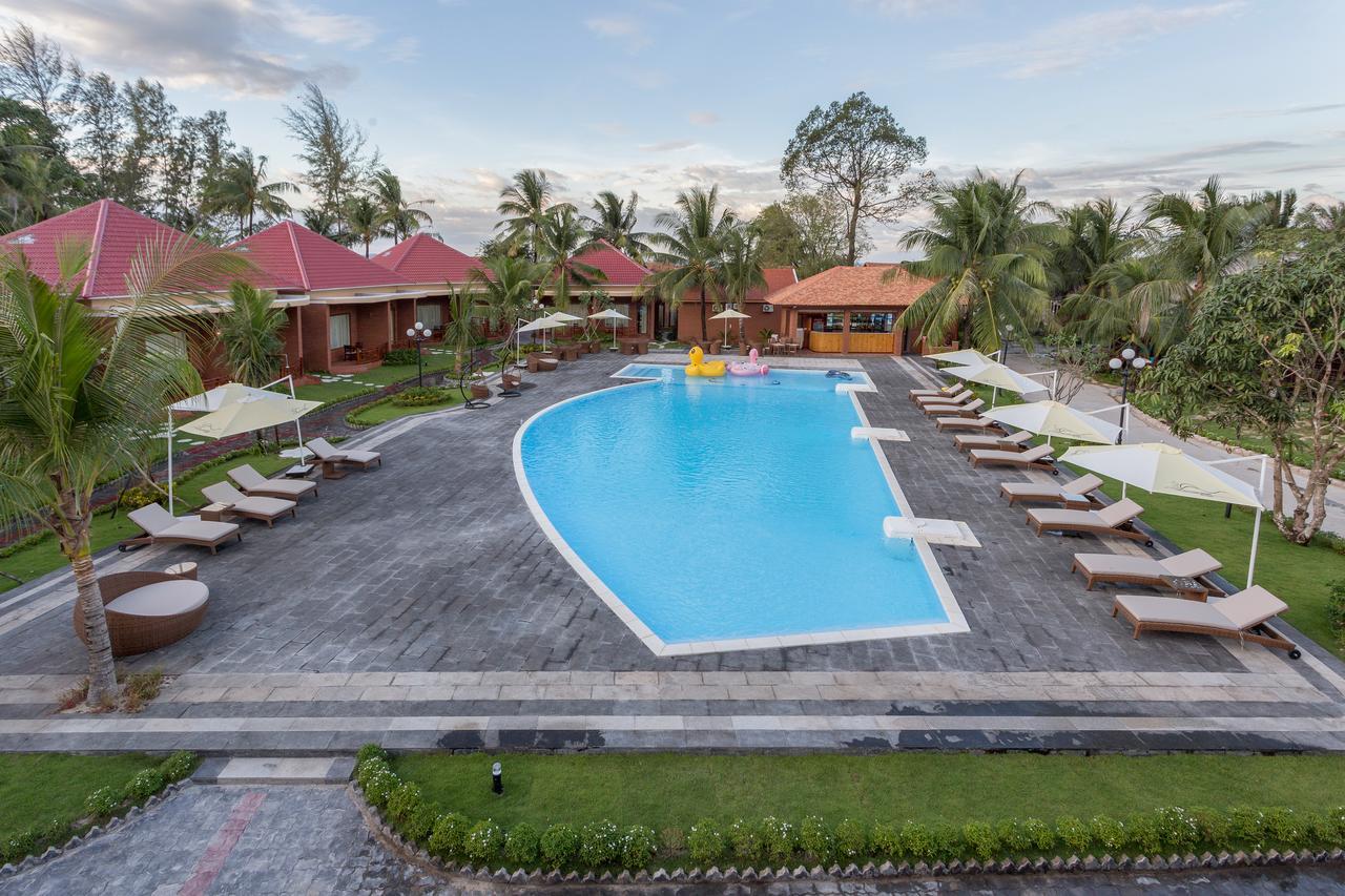 Gold Coast Phu Quoc Beach Resort Экстерьер фото